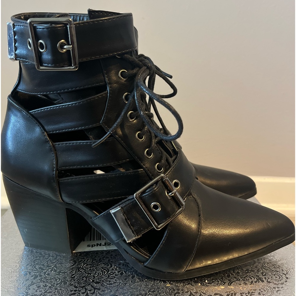 Public Desire Black Booties Size 5(equivalent to US 7)